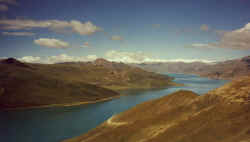 Yamdruk Tso between Lhasa and Gyantse